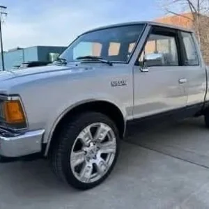 1986 Nissan 720 King Cab ST – Silver Classic Pickup 1986 Nissan 720 King Cab ST in silver with gray interior, 67,100 miles, clean title, for sale at Stricker Cars Yard