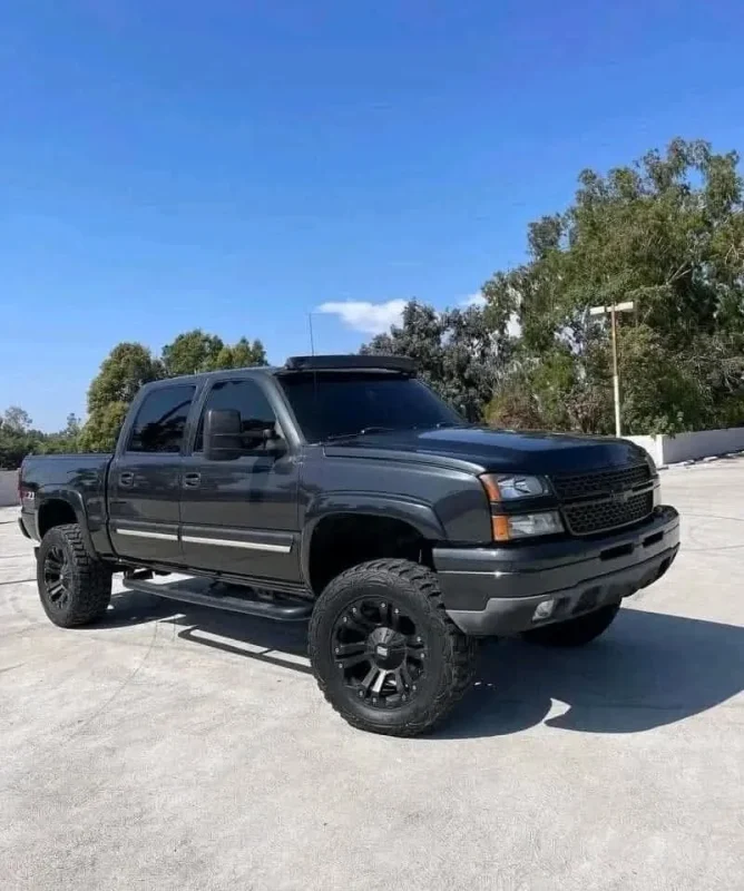 2005 Chevy Silverado Z71 4x4 with 6-inch Fabtech lift and 20-inch XD Series wheels on 35-inch tires